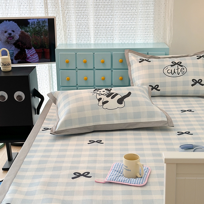 91家纺网 家纺一手货源 找家纺 昔可家纺 2024新款A类900D大版冰丝席 蝴蝶结猫咪蓝