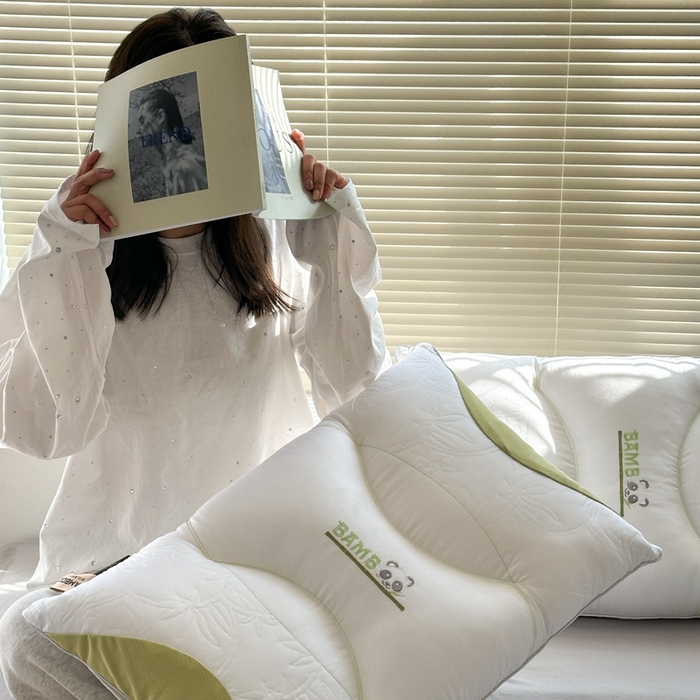 91家纺网 家纺一手货源 找家纺 （总）伟邦 2024新款熊猫刺绣分区枕