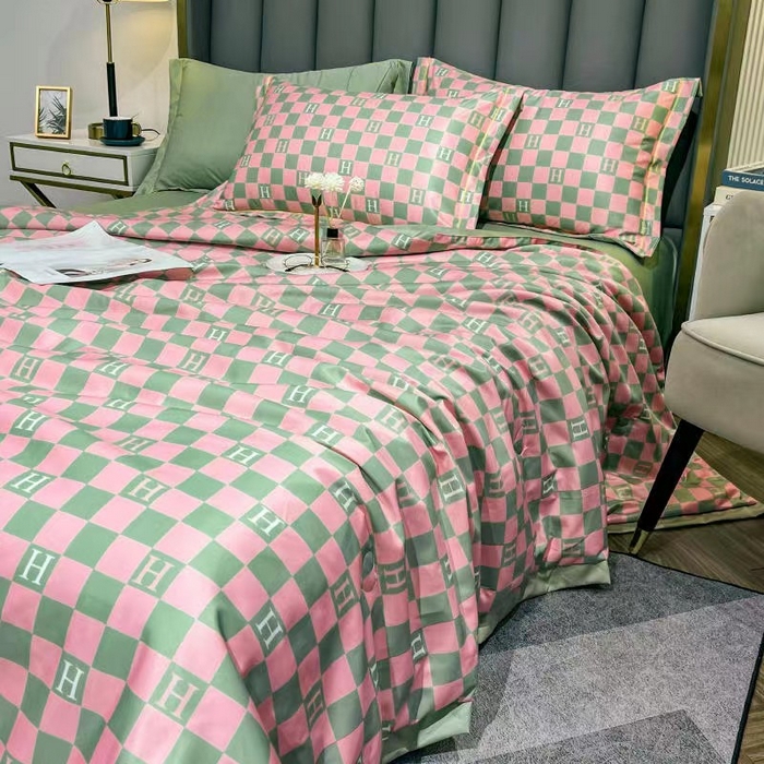 91家纺网 家纺一手货源 找家纺 丽卡家纺 2024新款水洗真丝夏被四件套 棋盘格