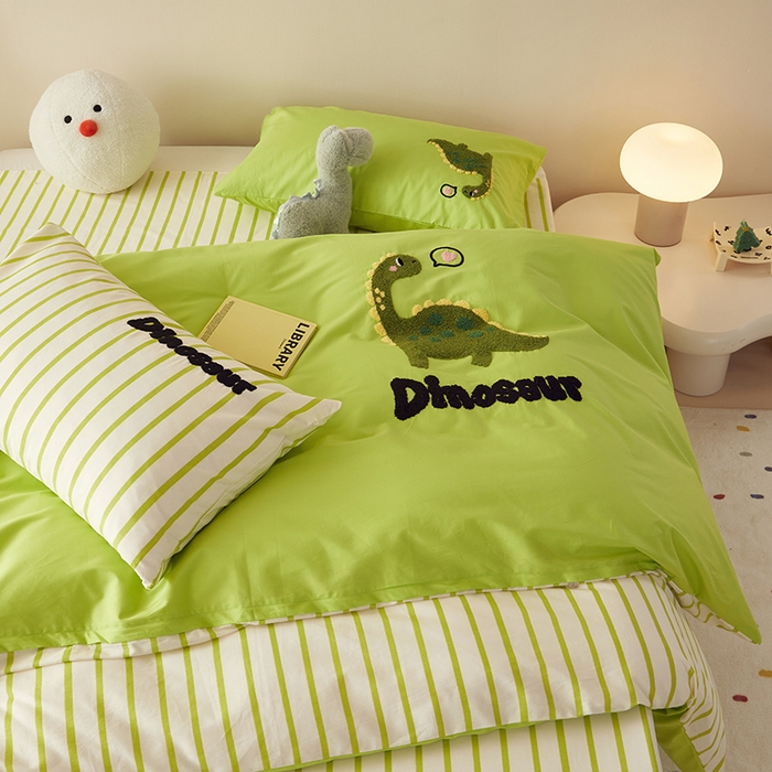 91家纺网 家纺一手货源 找家纺 怡家居 2024新款全棉印花加绣花四件套 小恐龙