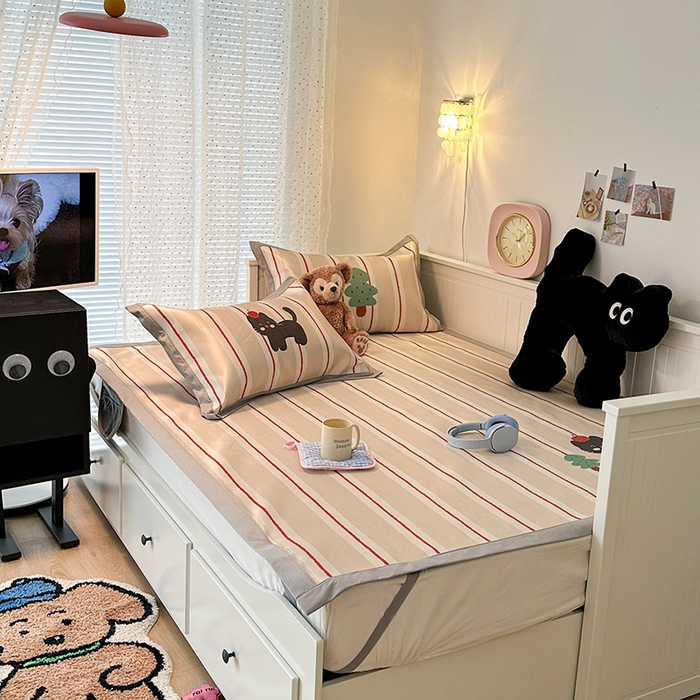 91家纺网 家纺一手货源 找家纺 昔可家纺 2024新款A类900D大版冰丝席 树林小黑猫