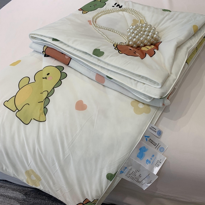 91家纺网 家纺一手货源 找家纺 奈萝家纺 2024新款A类凉感丝小凉皮夏被可机洗夏被新品空调被 恐龙