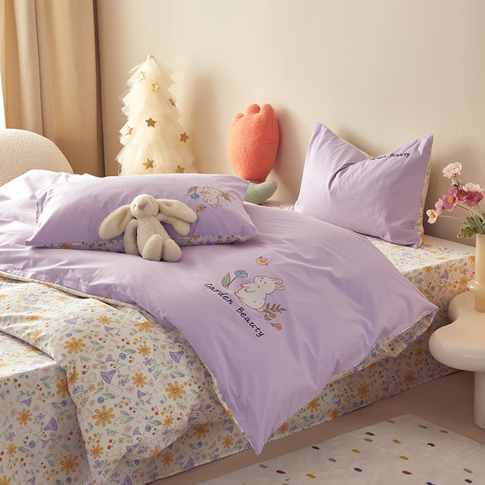 91家纺网 家纺一手货源 找家纺 怡家居 2024新款全棉印花加绣花四件套 萌小兔