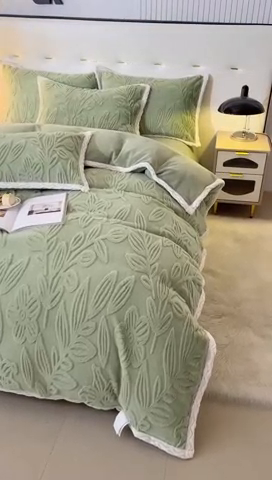 91家纺网 家纺一手货源 找家纺 芸锦豪2024新款花团雕花兔毛绒兔兔绒四件套 绿色