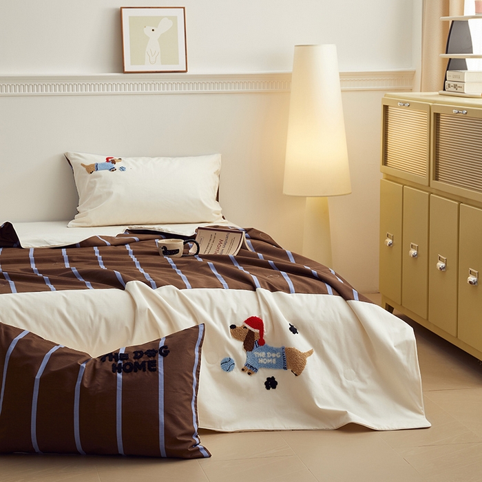 91家纺网 家纺一手货源 找家纺 怡家居 2024新款全棉印加绣夏被 夏被-腊肠狗