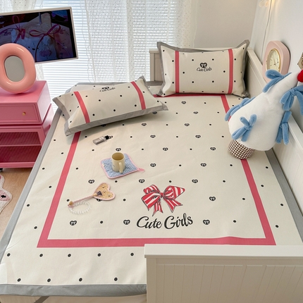 91家纺网 家纺一手货源 找家纺 昔可家纺 2024新款A类900D大版冰丝席 心心蝴蝶结