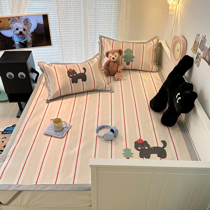 91家纺网 家纺一手货源 找家纺 昔可家纺 2024新款A类900D大版冰丝席 树林小黑猫