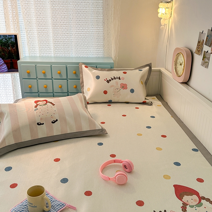 91家纺网 家纺一手货源 找家纺 昔可家纺 2024新款A类900D大版冰丝席 兔兔女孩