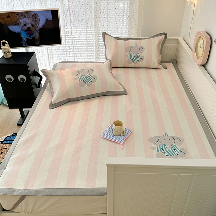 91家纺网 家纺一手货源 找家纺 昔可家纺 2024新款A类900D大版冰丝席 粉粉象