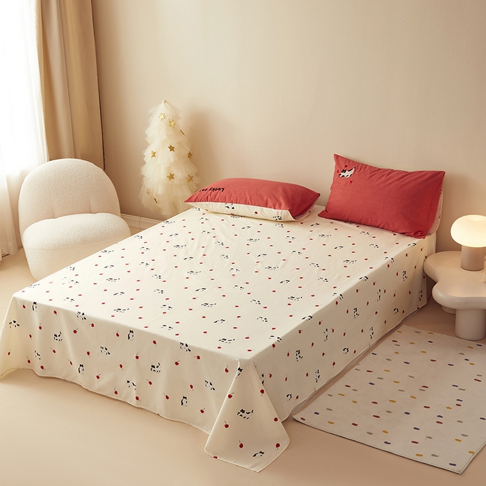 91家纺网 家纺一手货源 找家纺 怡家居 2024新款全棉印花加绣花四件套 樱桃小猫