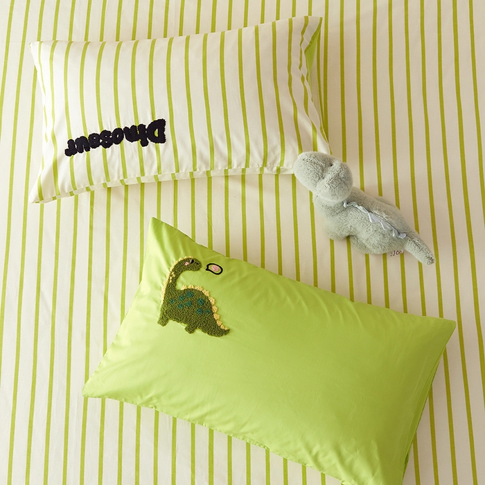 91家纺网 家纺一手货源 找家纺 怡家居 2024新款全棉印花加绣花四件套 小恐龙