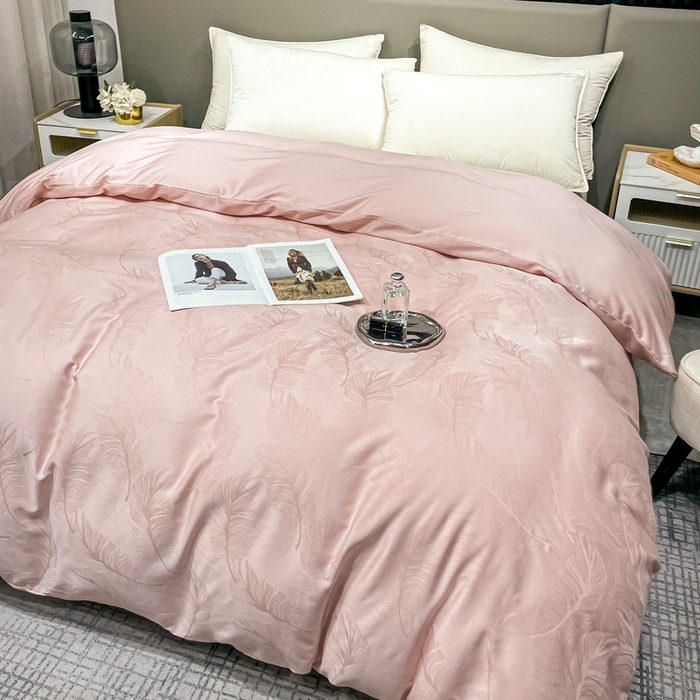 91家纺网 家纺一手货源 找家纺 2025新款天丝天丝棉提花单被套 羽翼 梅子粉