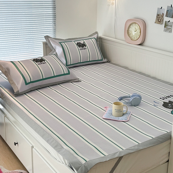 91家纺网 家纺一手货源 找家纺 昔可家纺 2024新款A类900D大版冰丝席 滑板猫咪