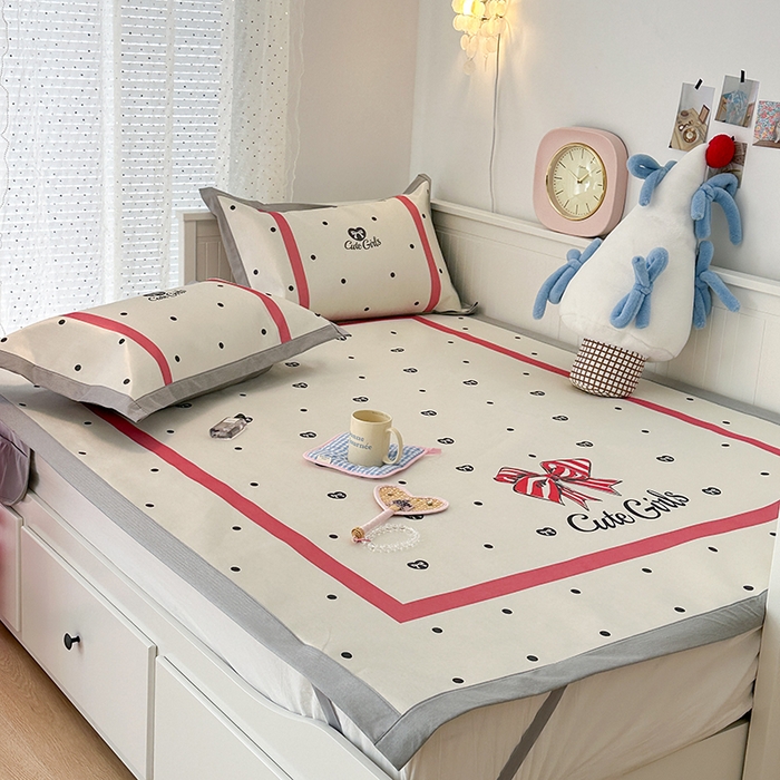 91家纺网 家纺一手货源 找家纺 昔可家纺 2024新款A类900D大版冰丝席 心心蝴蝶结