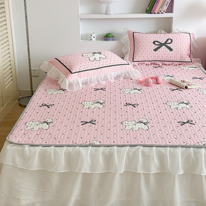 91家纺网 家纺一手货源 找家纺 昔可 新款床裙款乳胶凉席双层雪纺纱乳胶凉席三件套 波点丝带小猫咪