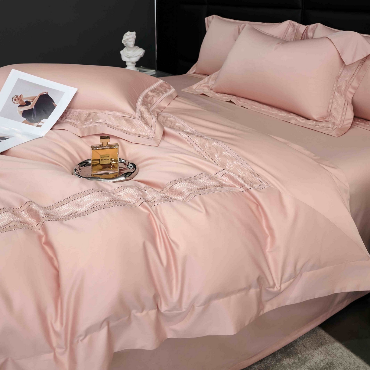 91家纺网 家纺一手货源 找家纺 榻尚家居 2024新款阿瓦提贡缎长绒棉四件套-伊芙琳 伊芙琳 珠玉