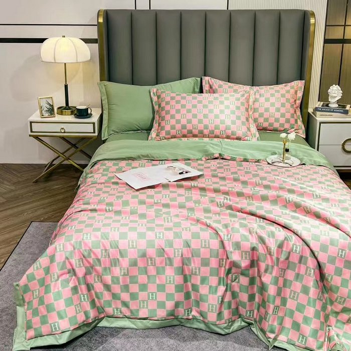 91家纺网 家纺一手货源 找家纺 丽卡家纺 2024新款水洗真丝夏被四件套 棋盘格