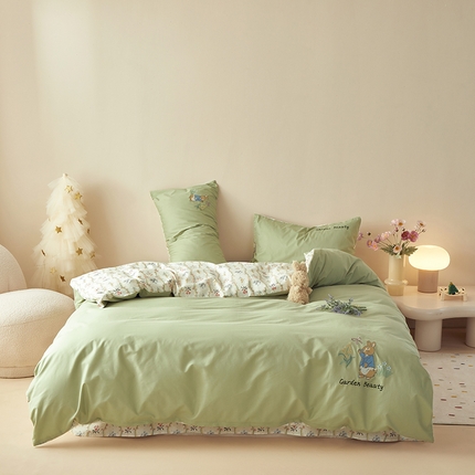 91家纺网 家纺一手货源 找家纺 怡家居 2024新款全棉印花加绣花四件套 花园兔