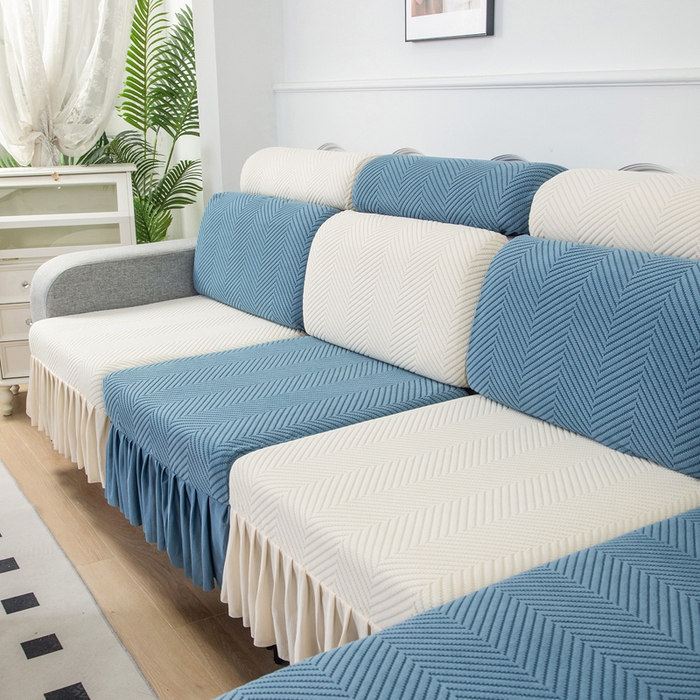 91家纺网 家纺一手货源 找家纺 千彤 2024新款裙边款弹力沙发套罩拉花绒人字纹系列沙发笠 水蓝米黄
