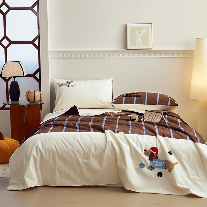 91家纺网 家纺一手货源 找家纺 怡家居 2024新款全棉印加绣夏被 夏被-腊肠狗