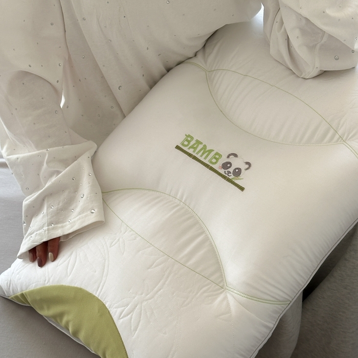 91家纺网 家纺一手货源 找家纺 （总）伟邦 2024新款熊猫刺绣分区枕