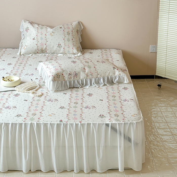 91家纺网 家纺一手货源 找家纺 昔可 2024新款A类900D仙仙雪纺纱床裙款冰丝席三件套 花朵小兔