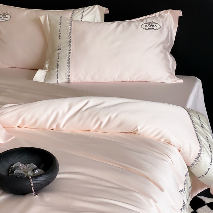 91家纺网 家纺一手货源 找家纺 馨蕊家居 2024新款LF超柔系列60天丝棉四件套-爱丽丝 爱丽丝-微醺粉