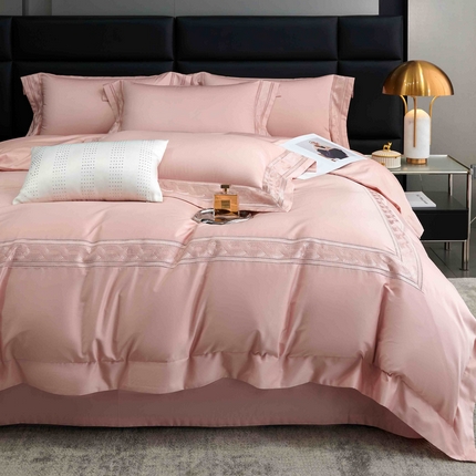 91家纺网 家纺一手货源 找家纺 （总）榻尚家居 2024新款阿瓦提贡缎长绒棉四件套-伊芙琳