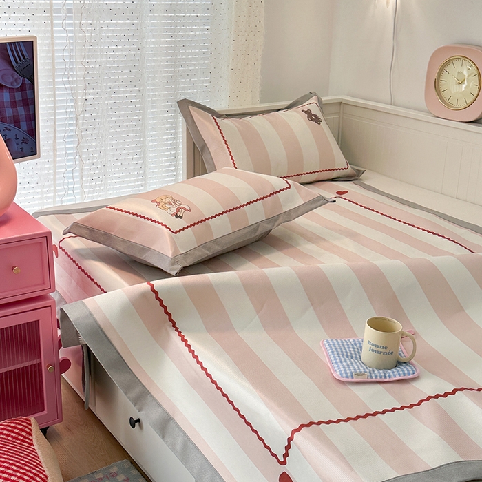 91家纺网 家纺一手货源 找家纺 昔可家纺 2024新款A类900D大版冰丝席 芭蕾女孩