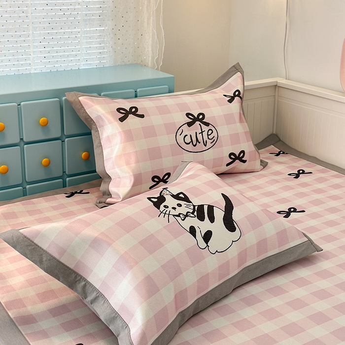 91家纺网 家纺一手货源 找家纺 昔可家纺 2024新款A类900D大版冰丝席 蝴蝶结猫咪粉