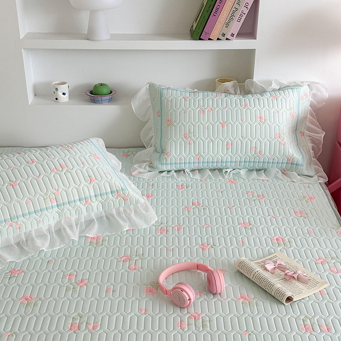 91家纺网 家纺一手货源 找家纺 昔可 新款床裙款乳胶凉席双层雪纺纱乳胶凉席三件套 少女玫瑰