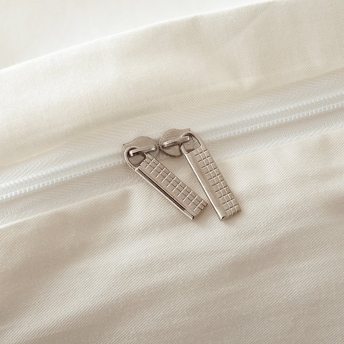 91家纺网 家纺一手货源 找家纺 怡家居 2024新款全棉印花加绣花四件套 腊肠狗