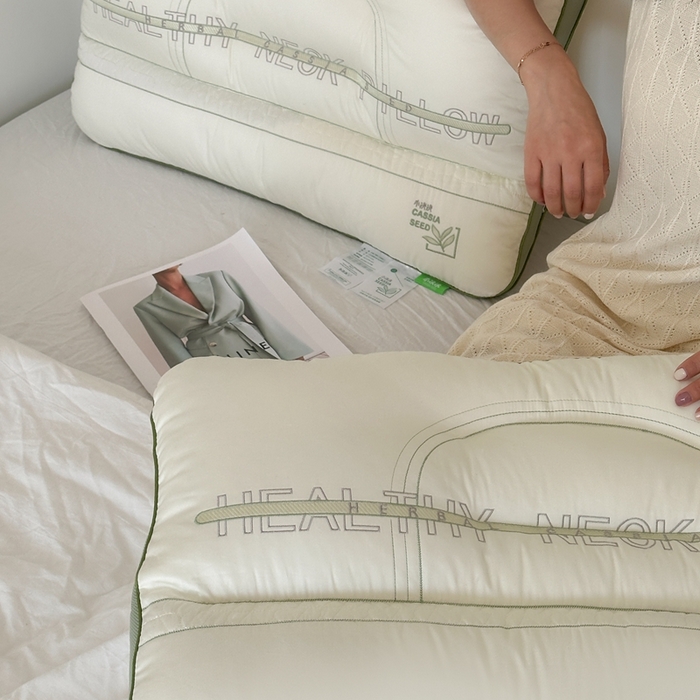 91家纺网 家纺一手货源 找家纺 （总）伟邦 2024新款轻奢贡缎决决子枕