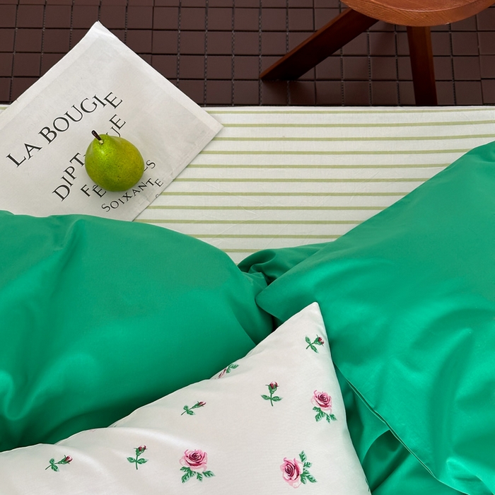 91家纺网 家纺一手货源 找家纺 艾沁 2024新款小清新全棉水洗棉四件套 绿野仙踪（枕套花+绿）