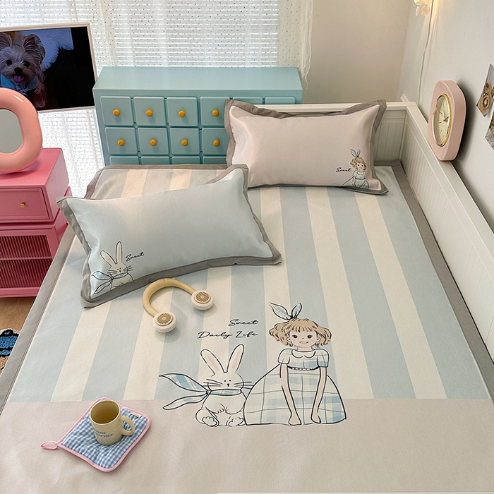 91家纺网 家纺一手货源 找家纺 昔可家纺 2024新款A类900D大版冰丝席 甜蜜少女