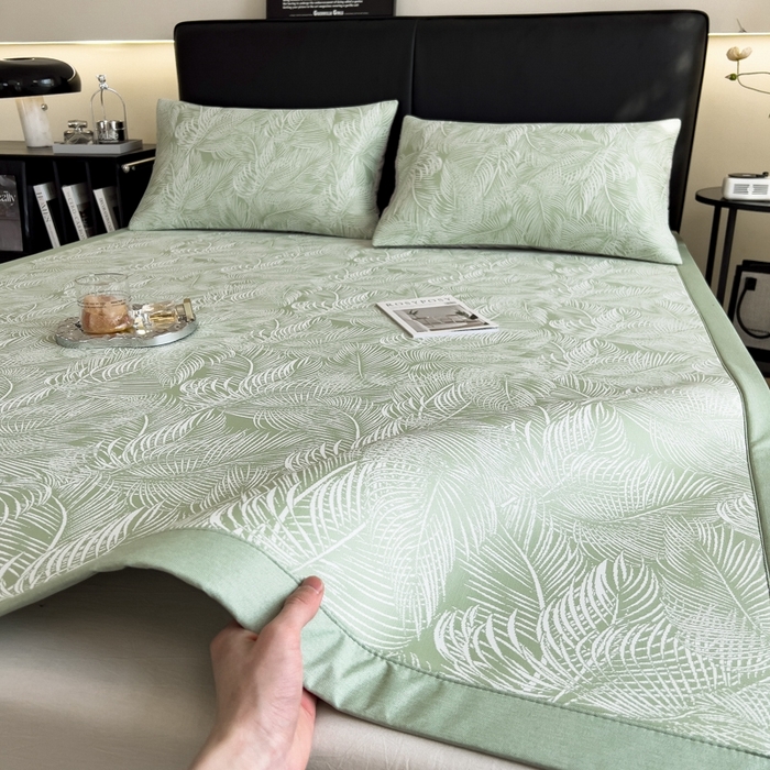 91家纺网 家纺一手货源 找家纺 慕尚家纺 2025新款1200D提花凉感席 提花席 羽毛纷飞绿