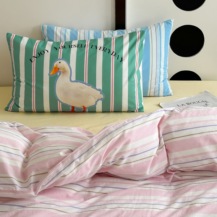 91家纺网 家纺一手货源 找家纺 艾沁 2024新款多巴胺条纹全棉色织水洗棉四件套 宽粉条