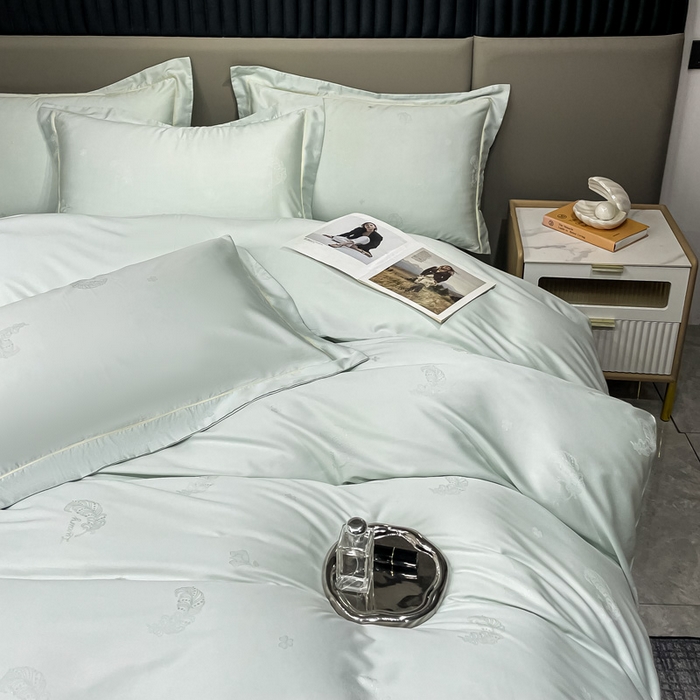 91家纺网 家纺一手货源 找家纺 2025新款天丝天丝棉提花单被套 羽记 莱茵石