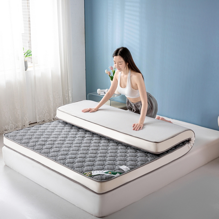 91家纺网 家纺一手货源 找家纺 缔莱被业 2024新款高端简约乳胶抗压记忆棉床垫软垫家用卧室床垫--白边 菱形灰