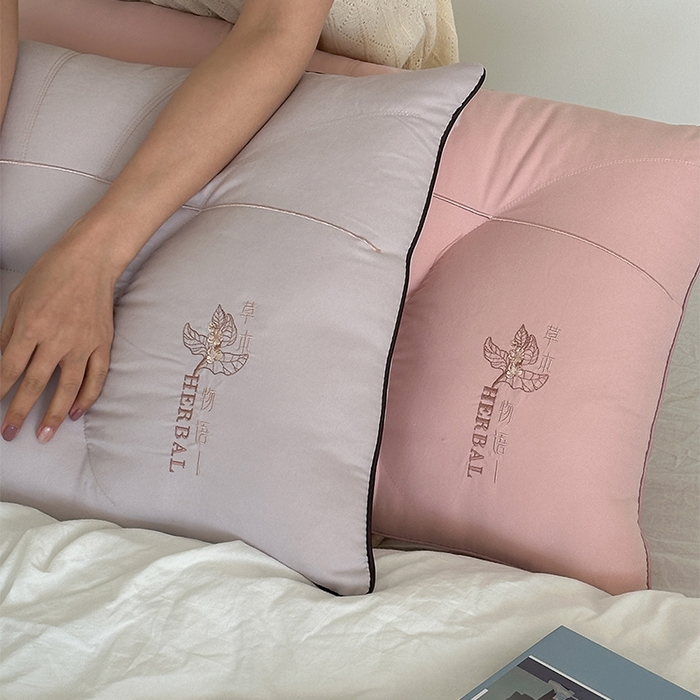 91家纺网 家纺一手货源 找家纺 （总）伟邦 2024新款草本物语分区枕