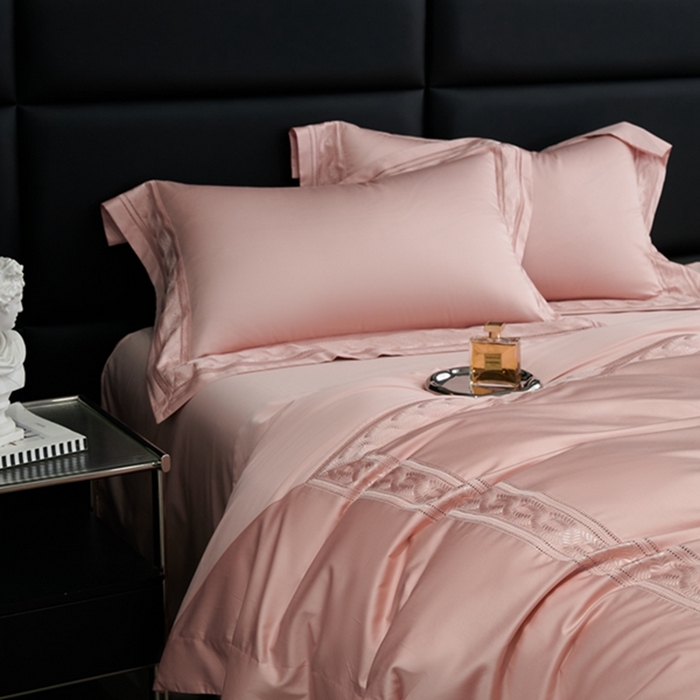 91家纺网 家纺一手货源 找家纺 （总）榻尚家居 2024新款阿瓦提贡缎长绒棉四件套-伊芙琳