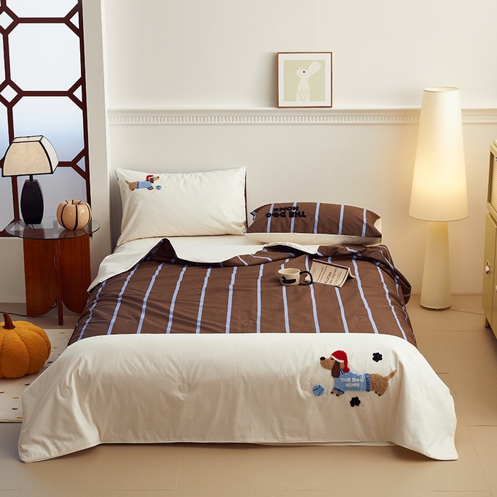 91家纺网 家纺一手货源 找家纺 怡家居 2024新款全棉印加绣夏被 夏被-腊肠狗