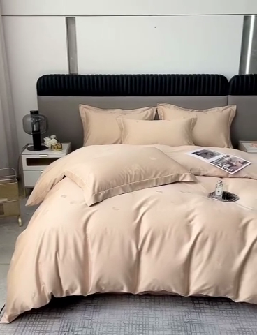 91家纺网 家纺一手货源 找家纺 艾迪尚家纺 2025新款天丝棉提花四件套 羽记 布莱克