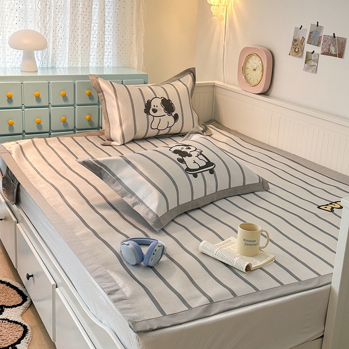 91家纺网 家纺一手货源 找家纺 昔可家纺 2024新款A类900D大版冰丝席 条纹狗狗