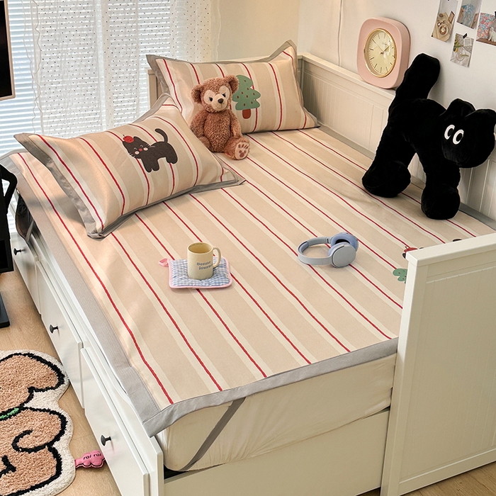 91家纺网 家纺一手货源 找家纺 昔可家纺 2024新款A类900D大版冰丝席 树林小黑猫