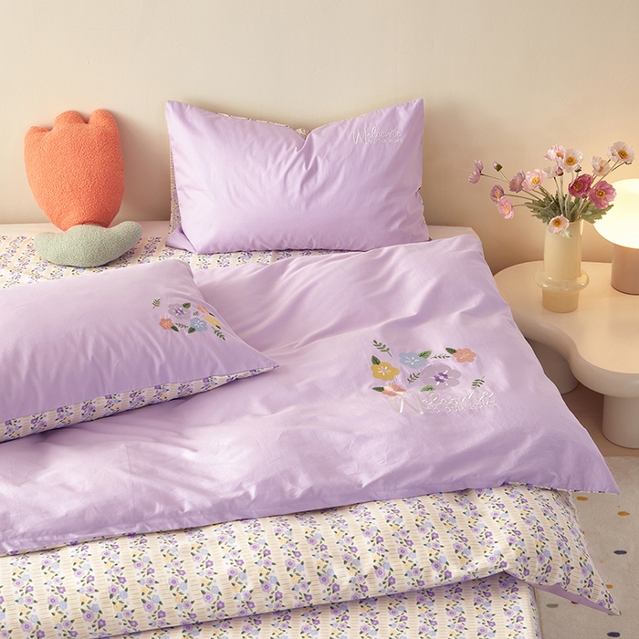 91家纺网 家纺一手货源 找家纺 怡家居 2024新款全棉印花加绣花四件套 紫嫣