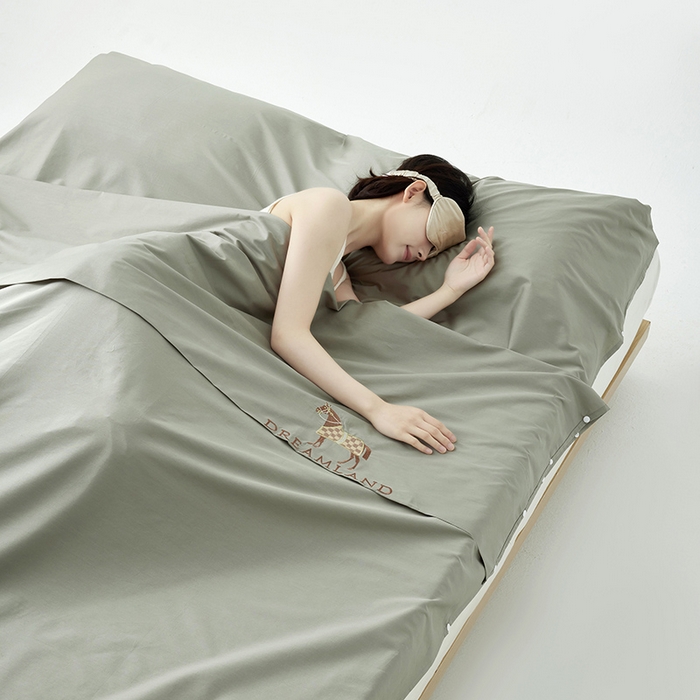 91家纺网 家纺一手货源 找家纺 千朵森 2024新款A类长绒棉刺绣睡袋 漾-烟灰绿