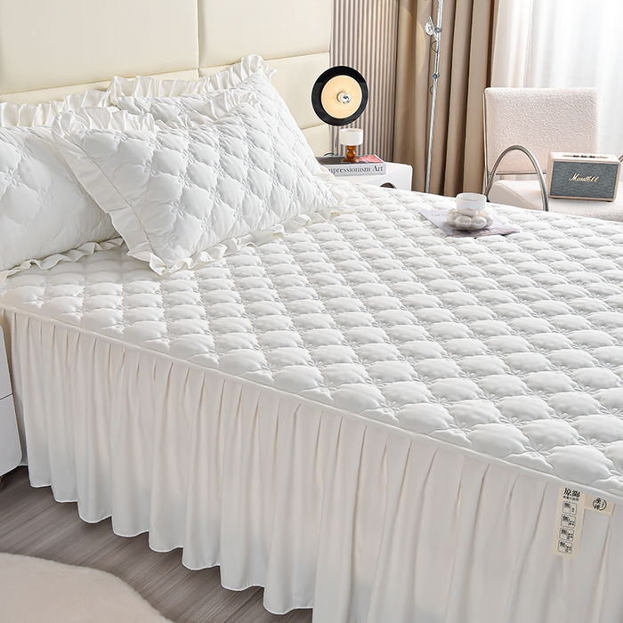 91家纺网 家纺一手货源 找家纺 床笠人家 2025新款亲肤磨毛夹棉床裙 公主白