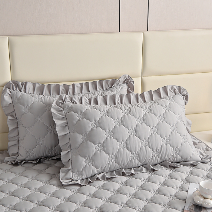 91家纺网 家纺一手货源 找家纺 床笠人家 2025新款亲肤磨毛夹棉床裙 绅士灰