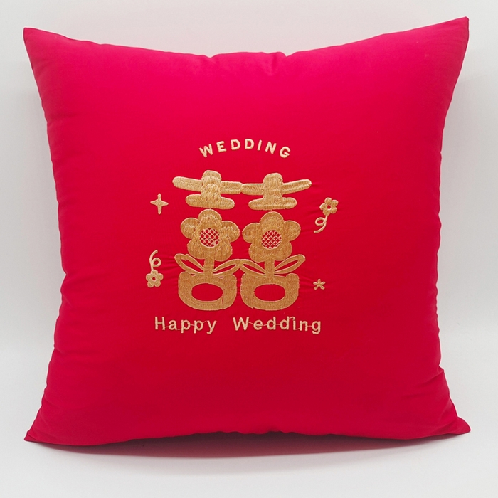 91家纺网 家纺一手货源 找家纺 澜屿 全棉100支婚庆大红刺绣抱枕